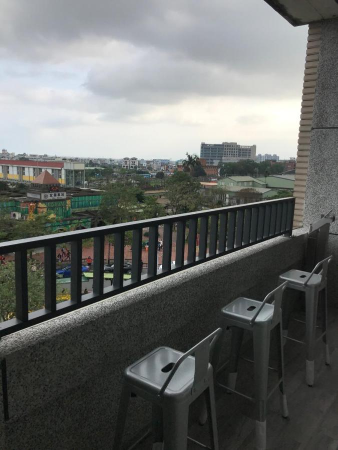 One Night Hostel Yilan Exterior foto